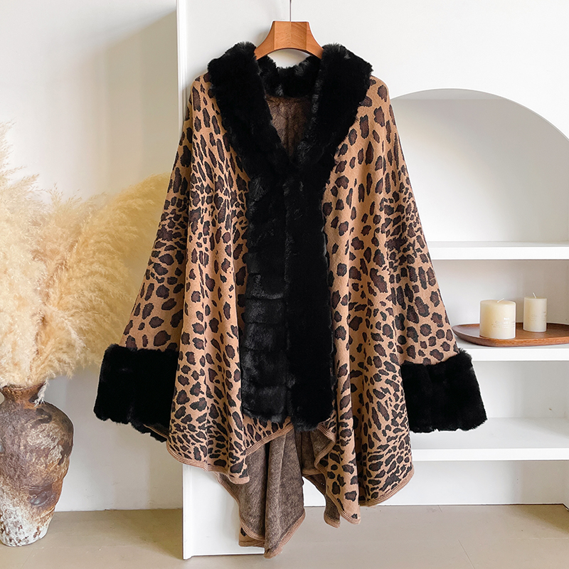 Winter Clothing Essentials - Women's Thick Warm Leopard Print Outerwear