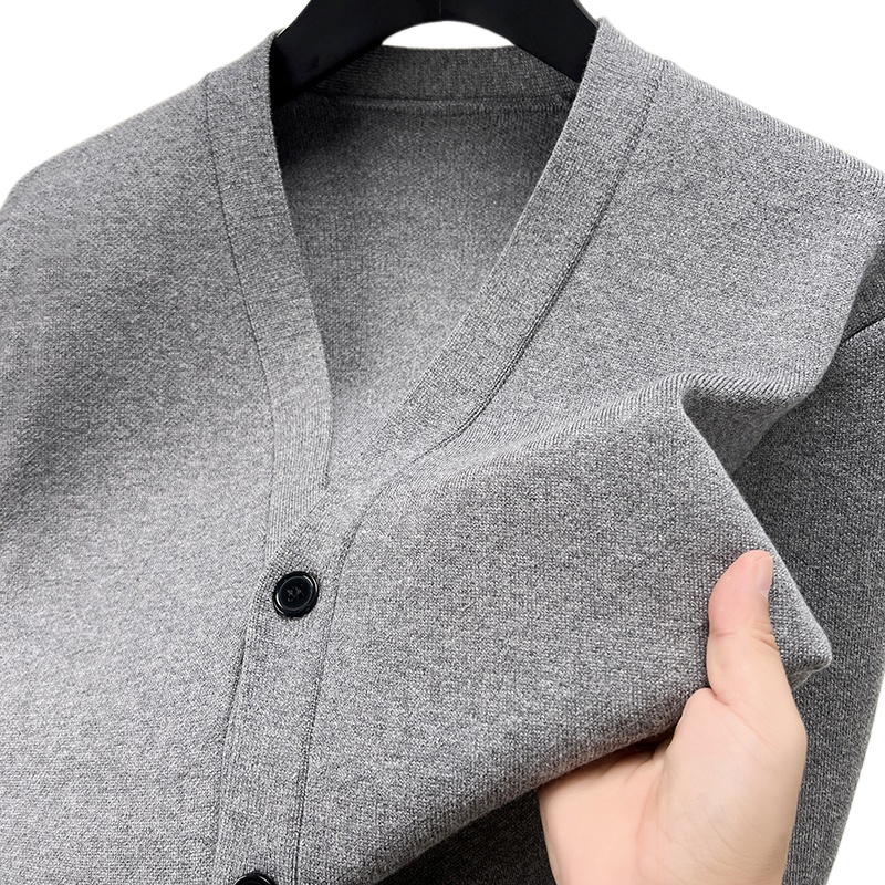 Quality Winter Clothing - Designer Quality Men's V-Neck Knit Cardigan
